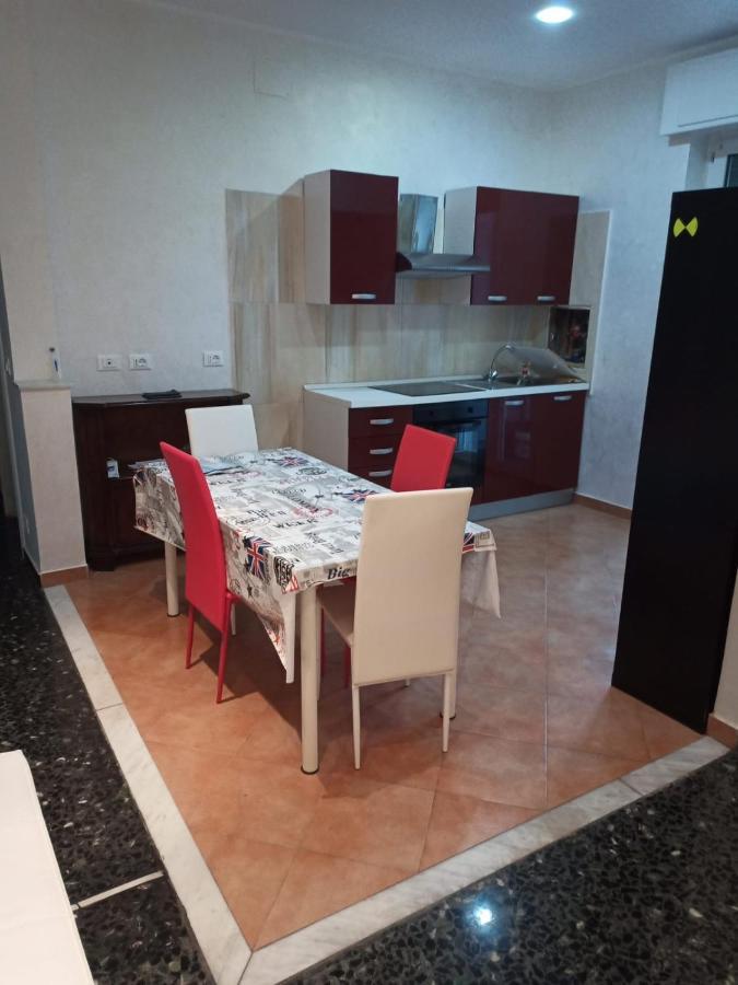 Bed and Breakfast Dolce Notte, Near San Martino Hospital Génova Exterior foto